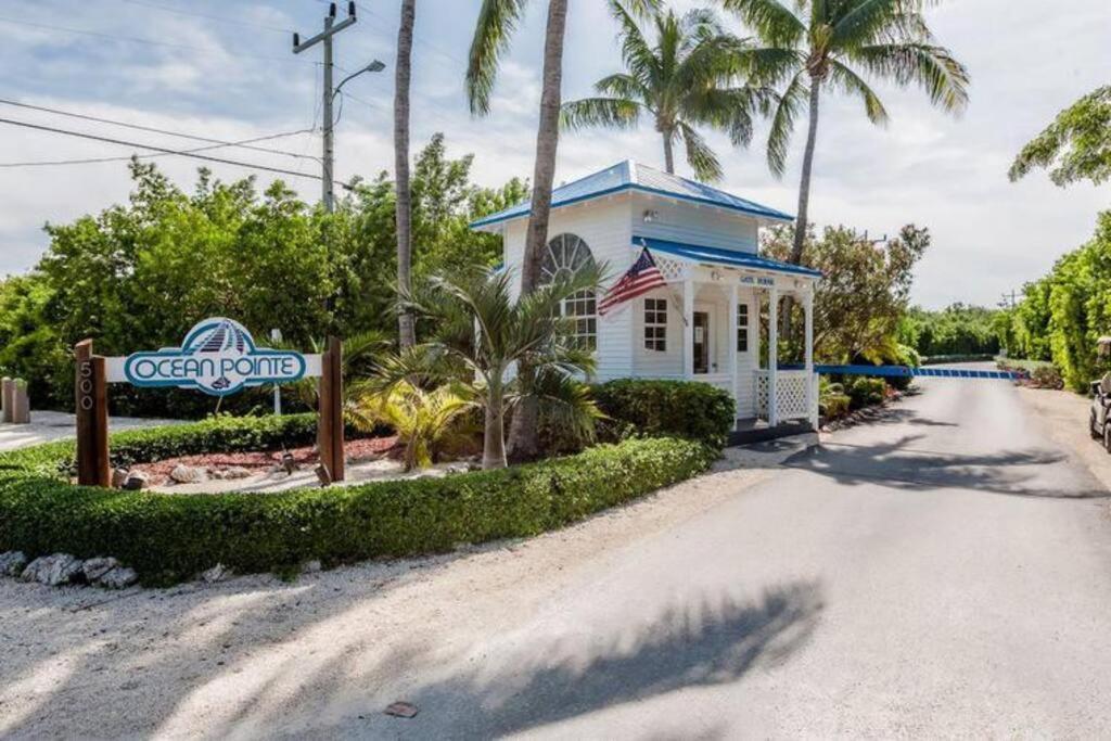 Welcome To The Pelican Lodge ! Tavernier Exteriör bild